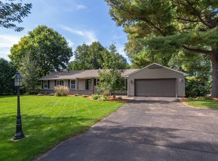 1671 Victoria Rd S, Mendota Heights, MN 55118