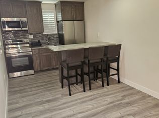 1129 W 61st St, Los Angeles, CA 90044