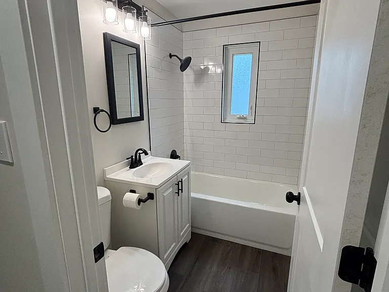 2625 Oakley Ave — Photo 12