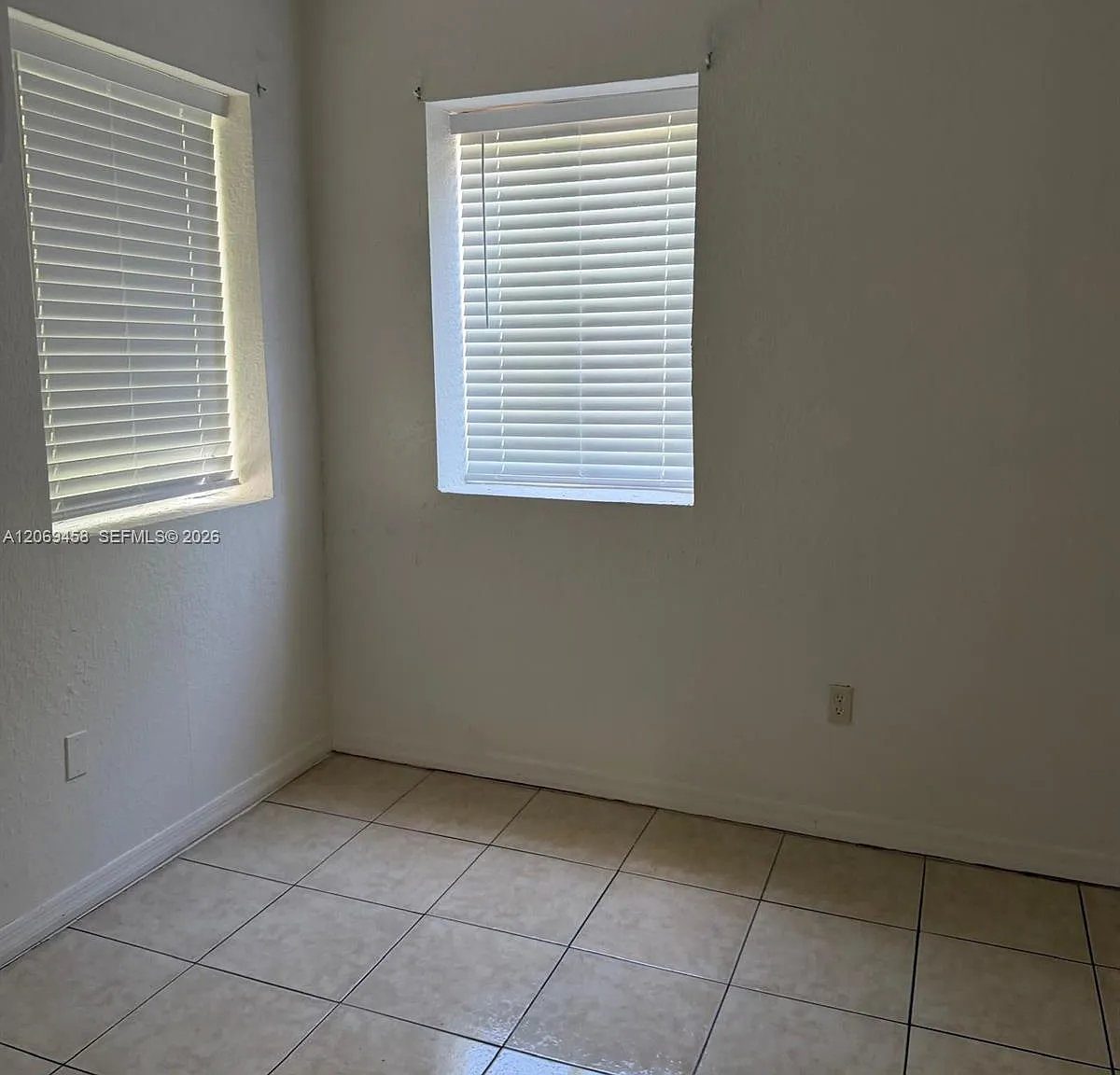 River Lofts Condo — Photo 2