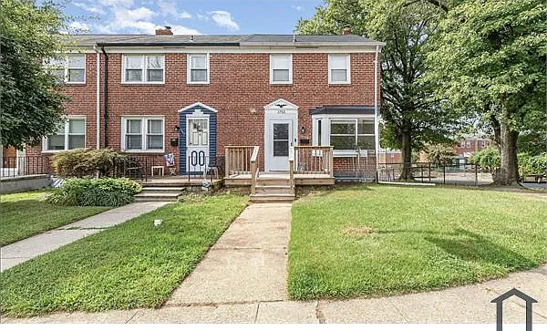 1755 White Oak Ave