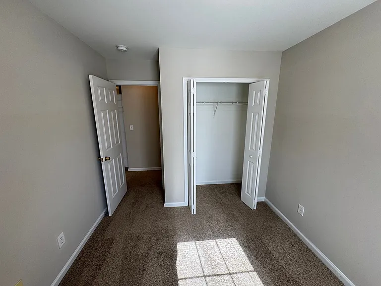2152 Whispering Way — Photo 7