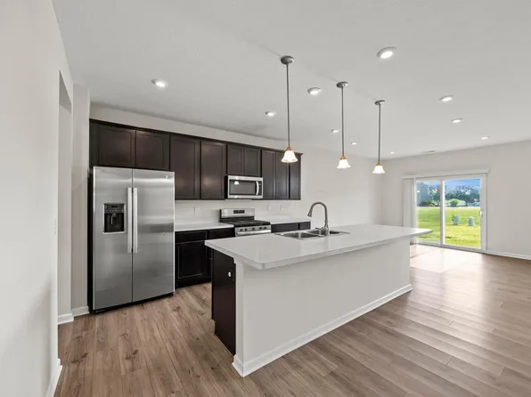 26 Bazler Ln, Ashville, OH 43103