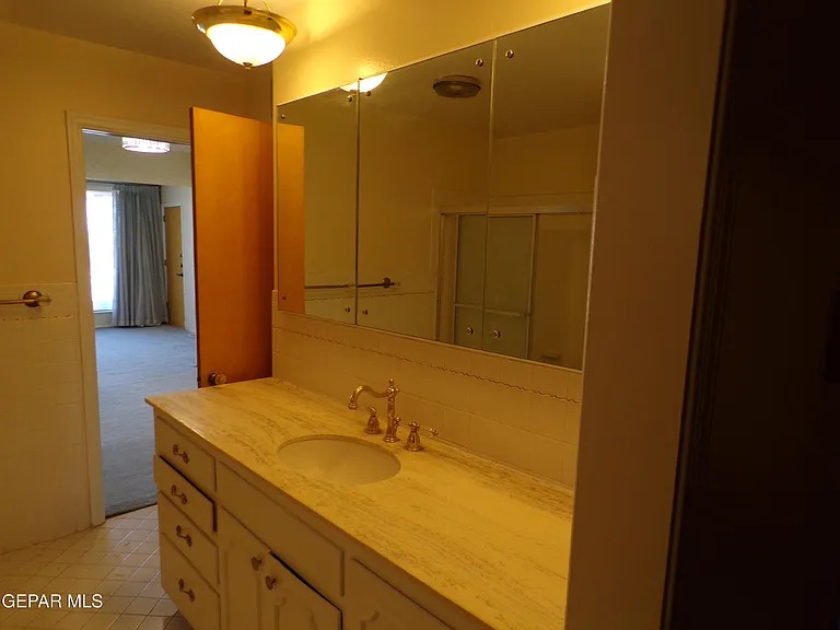4820 Louisiana St — Photo 25