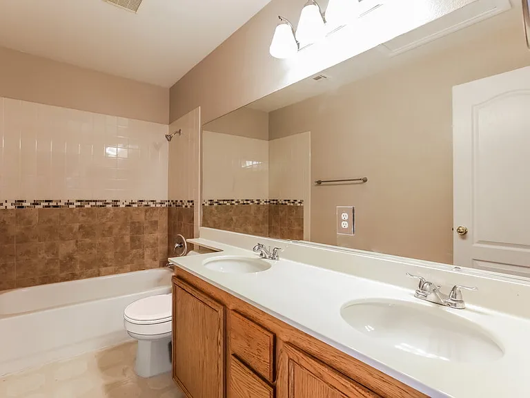 6306 Wild Strawberry Ln — Photo 16