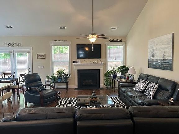 Open Living Area