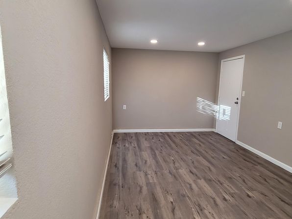 8431 San Carlos Ave