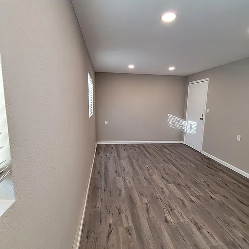 8431 San Carlos Ave #STUDIO Photo 1 8431 San Carlos Ave #STUDIO Photo 1