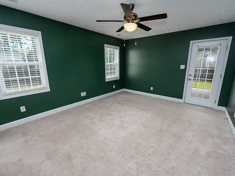 202 Croatan Woods Dr — Photo 17