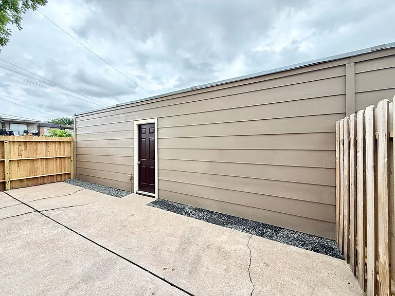 SRRBS Springrock Townhomes — Photo 16