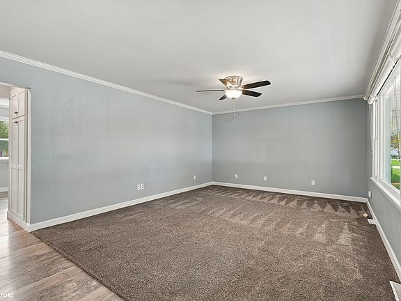 3rd image of 411 S 1st Ave