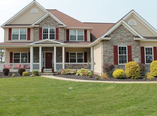 2350 N Bay Dr, Willoughby, OH 44094