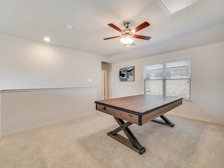 2281 Miramar Dr — Photo 6