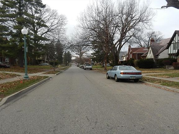 5th image of 1757 Berkley Ave