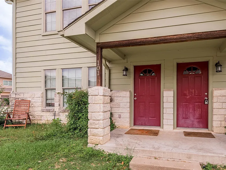 101 Yegua Cir — Photo 27