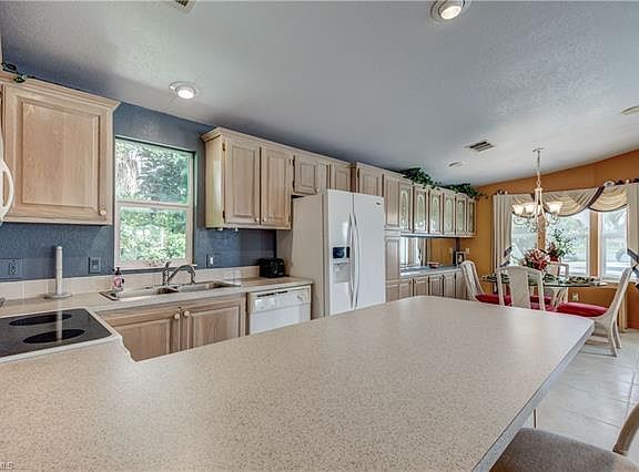 2nd image of 4027 Crystal Lake Dr