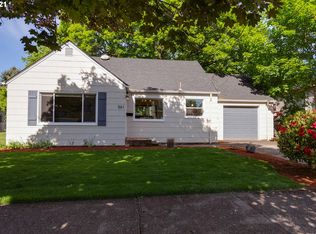 561 SE 8th Ave, Hillsboro, OR 97123
