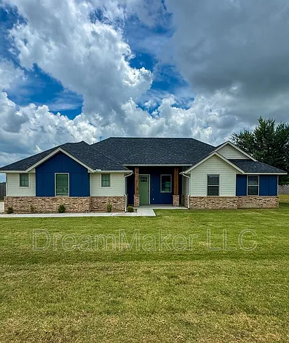 5357 Red Maple Ave Photo 1
