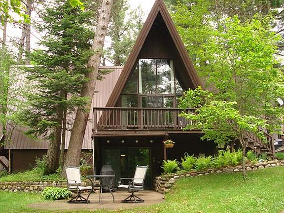 Unit B-Upper/Apt E-Lower