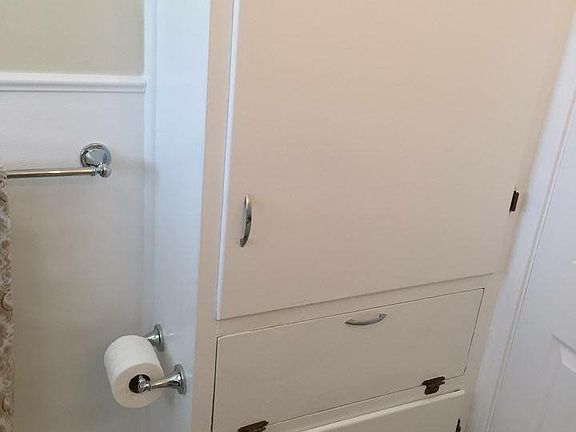 5th image of 2527 Jackson Dr