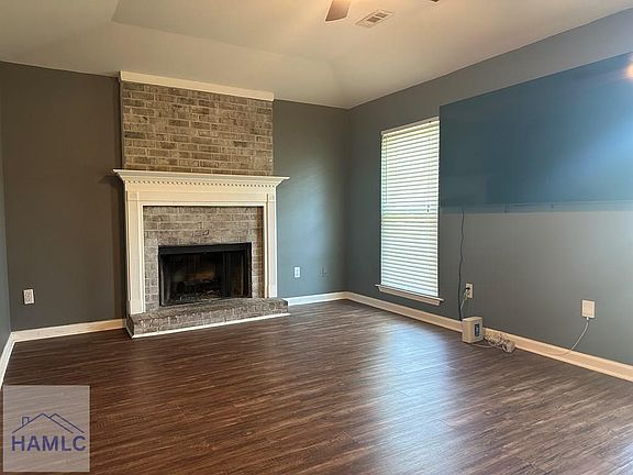 4th image of 209 Brighton Woods Dr