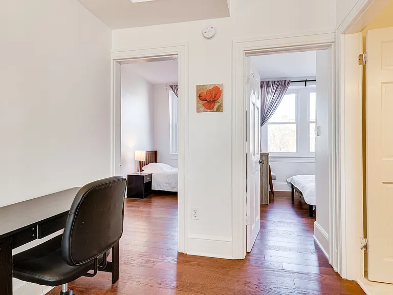 409 Constitution Ave NE #4 — Photo 11