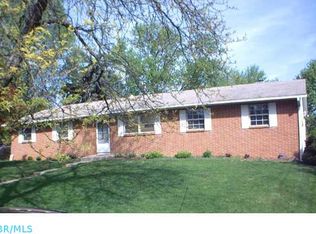 3688 Gairlock Dr, Columbus, OH 43228