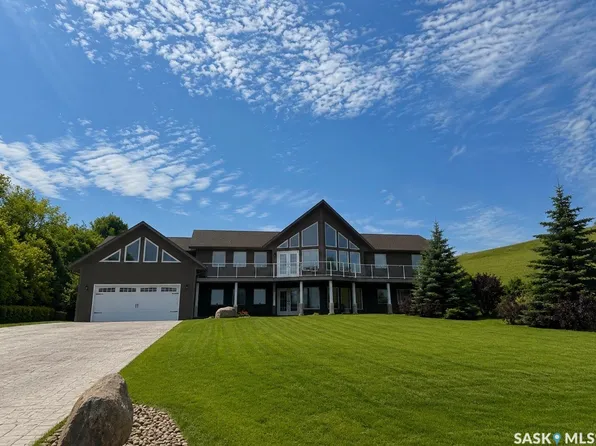 49 Taylor Street, Katepwa Beach, SK S0G 2Y0
