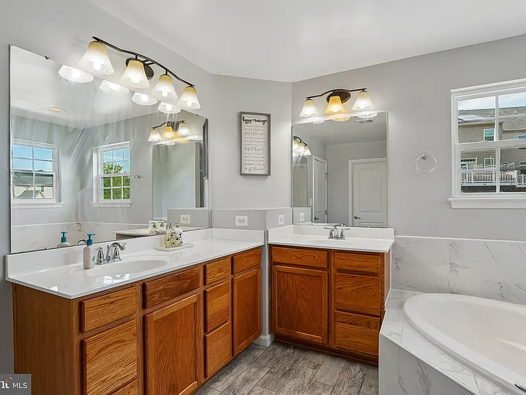 14315 Devinger Pl — Photo 14