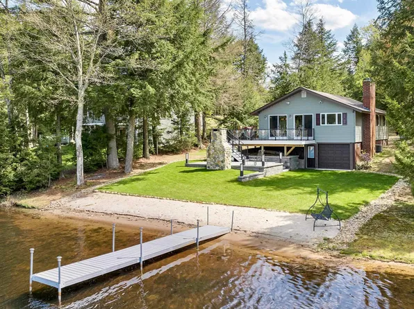 129 Hermit Lake Road, Sanbornton, NH 03269
