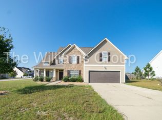 19 Carlisle Pl, Spring Lake, NC 28390