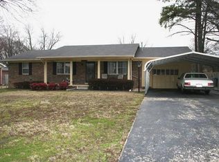 1018 Sam Davis Rd, Dyersburg, TN 38024