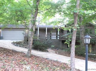 303 Lake Pointe Dr, Roanoke Rapids, NC 27870