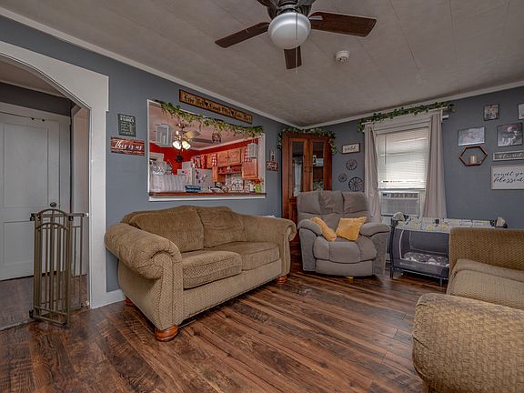 3rd image of 60 Cecil Ave
