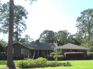 2 Bracken Dr, Moultrie, GA 31768