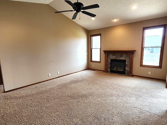 5th image of 9039 S 29th St
