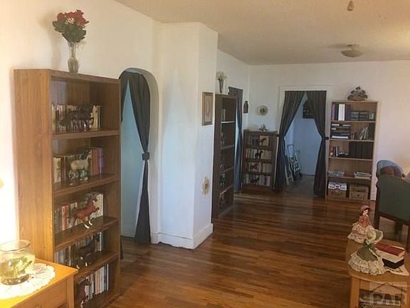 3rd image of 1002 Grace Ave
