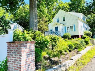 1000 Old Town Rd, Trumbull, CT 06611