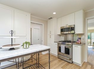 27 Mariposa Lane, Novato, CA