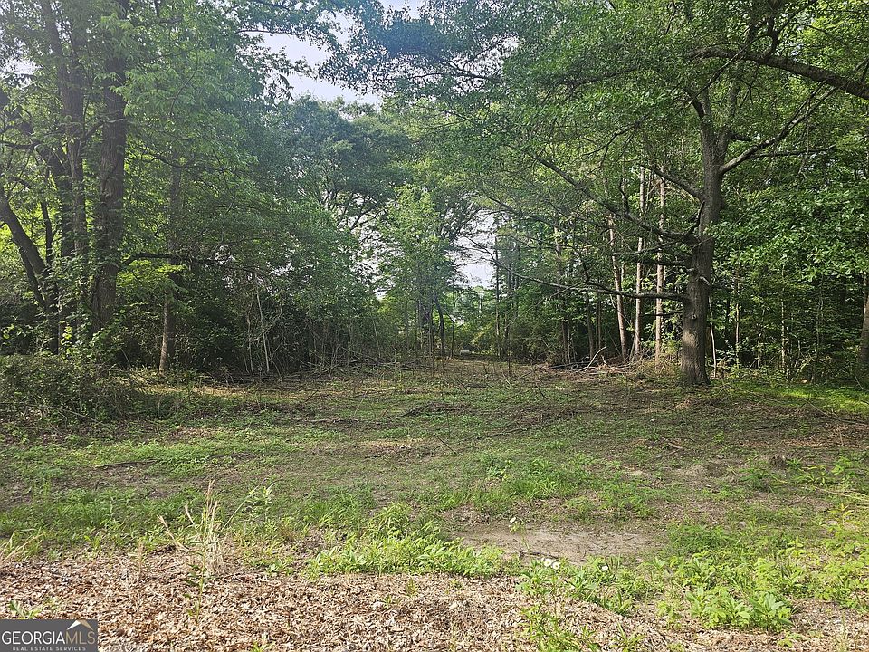 2nd image of 4492 Long St