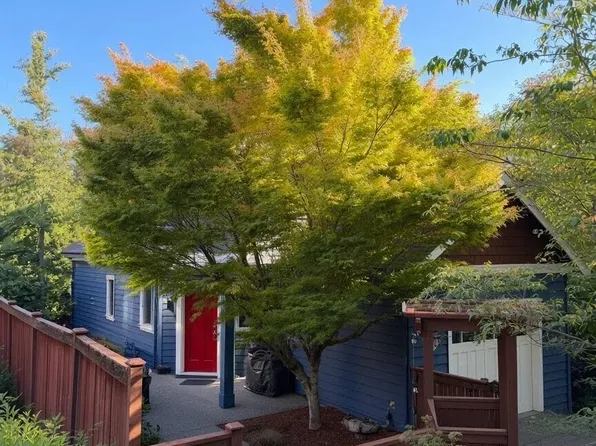 2858 NW 90th Place, Seattle, WA 98117