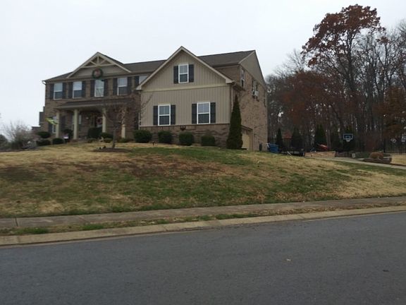 3rd image of 3901 Faithway Dr
