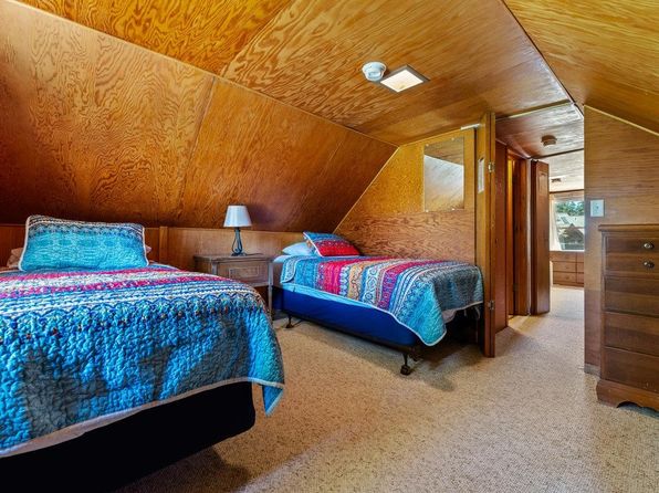 300 N Ridge Dr, Carnelian Bay, CA 96140