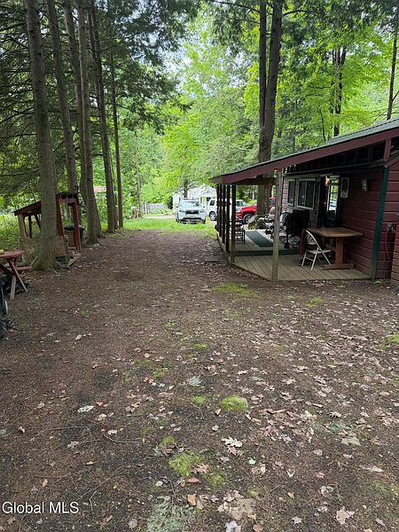 2nd image of 5260 Pillar Way Way