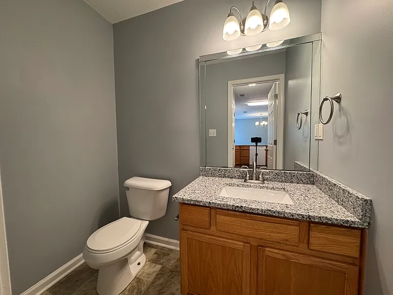 111 Warren Pass — Photo 15
