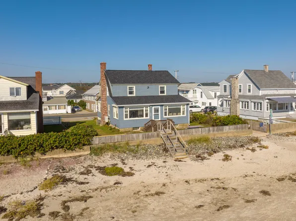 73 Atlantic Avenue, Wells, ME 04090