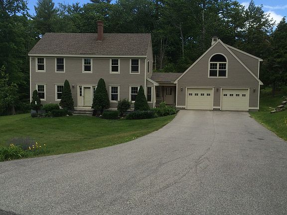 view from cul-de-sac