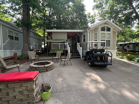 2nd image of 109 Picnic Basket Ln
