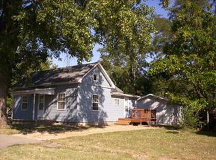 211 E Bennington St, Bennington, KS 67422