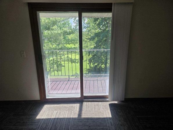 2616 Country Club Pkwy #11, Moorhead, MN 56560